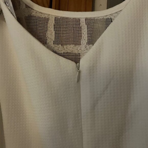 Nice  Maya Brooke White 2 pc dress with  matching jacket - Picture 6 of 11